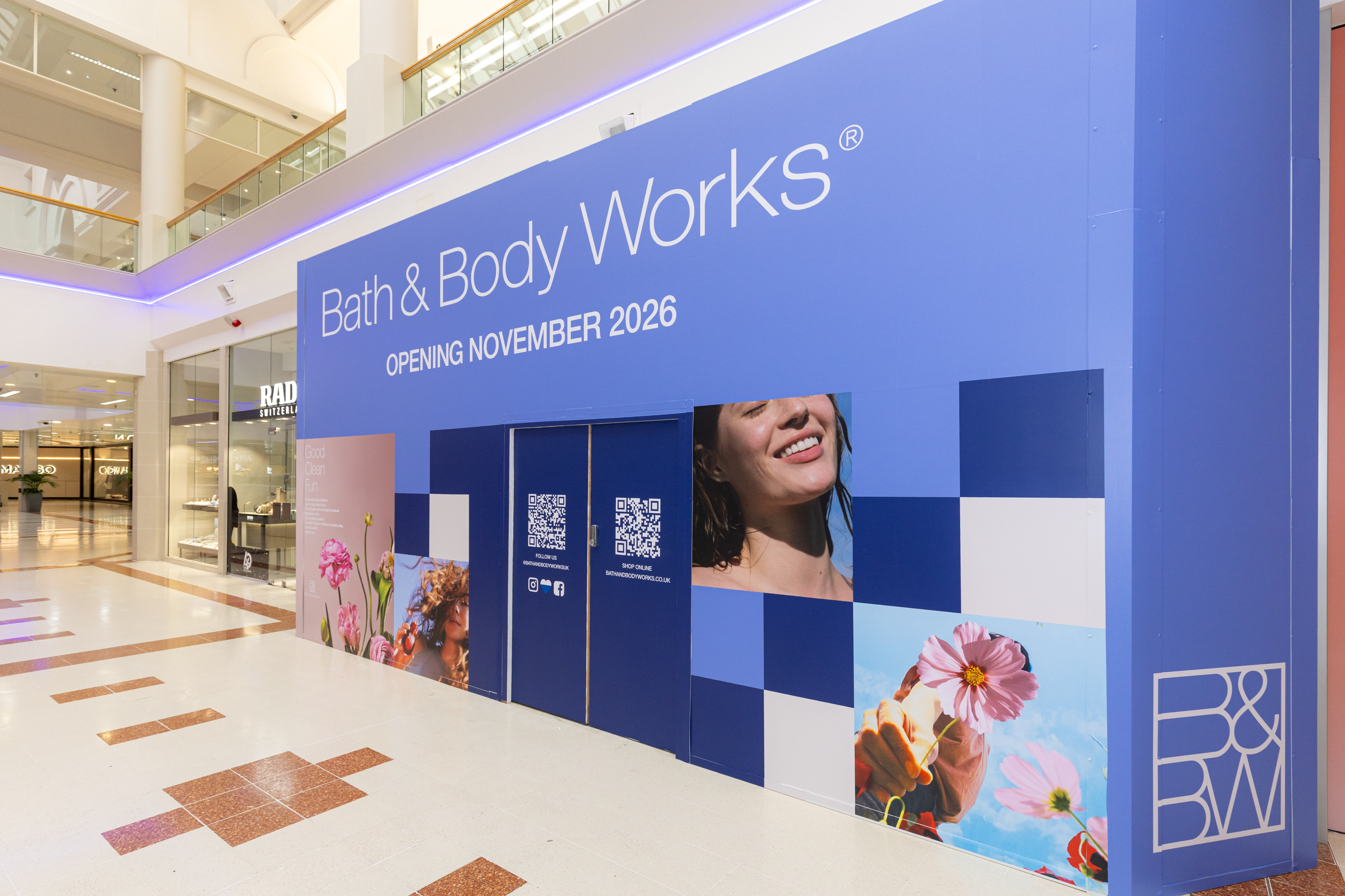 Bath & Body Works hoarding at Merry Hill